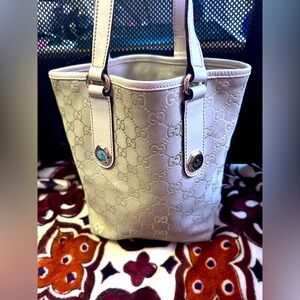 GUCCI GG SUEDE LEATHER TOTE BAG HAND BAG IVORY BEIGE excellent condition.